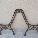 Pair of cast iron bench legs