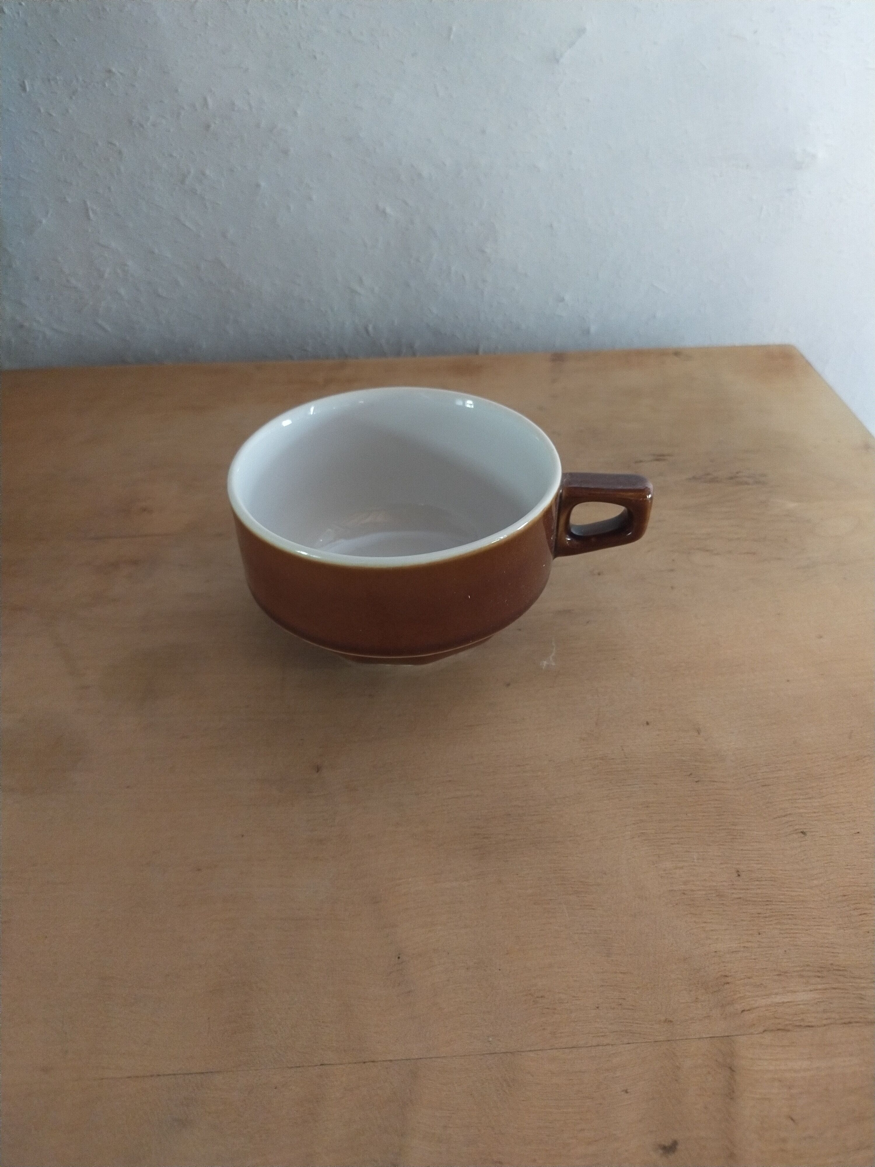 Lot de six tasses de bistrot style Apilco