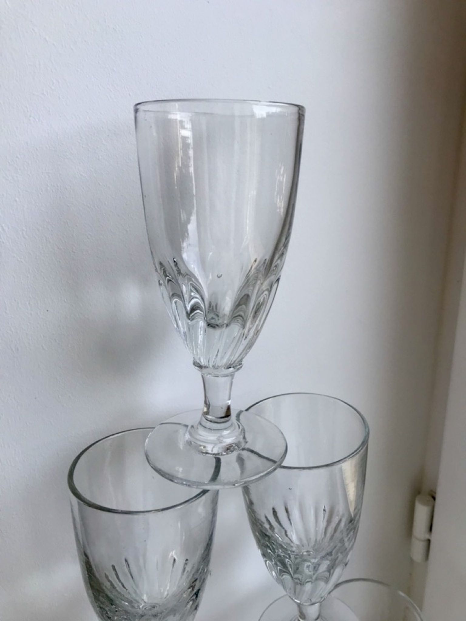 Lot de 6 verres à vin / absinthe xxème