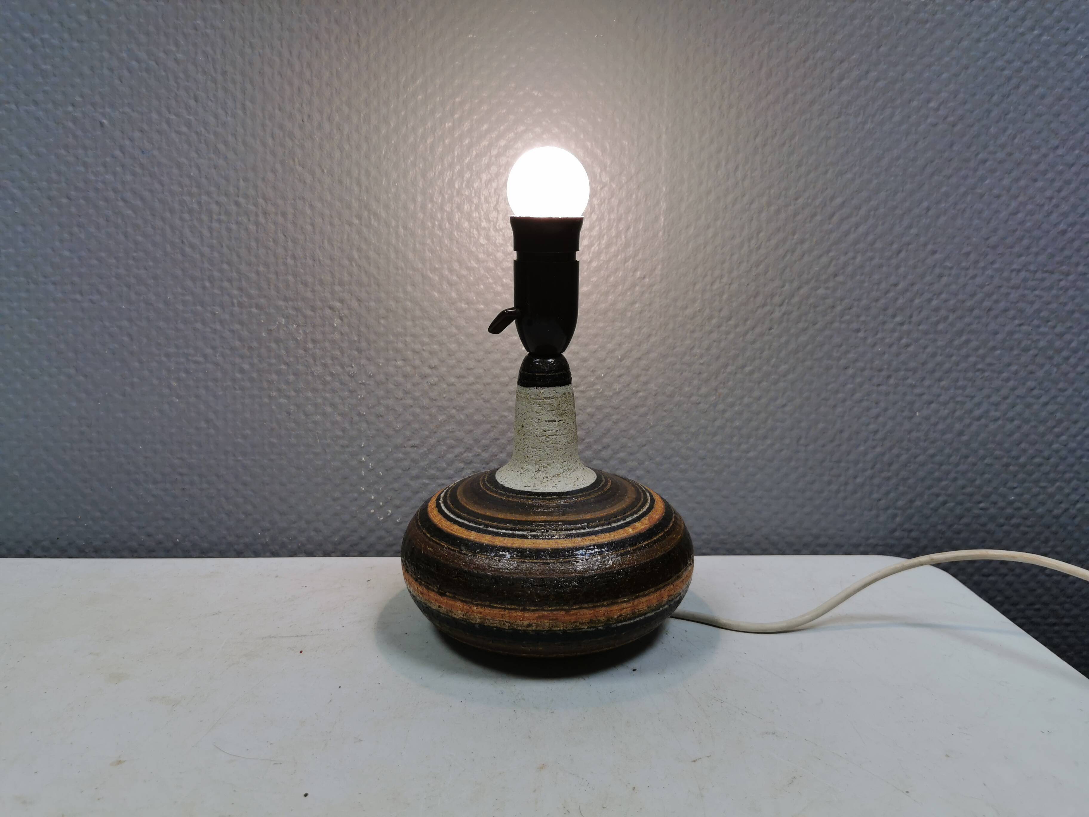 Lampe de table en céramique par Else Bøgeskov, Danemark, années 1970.