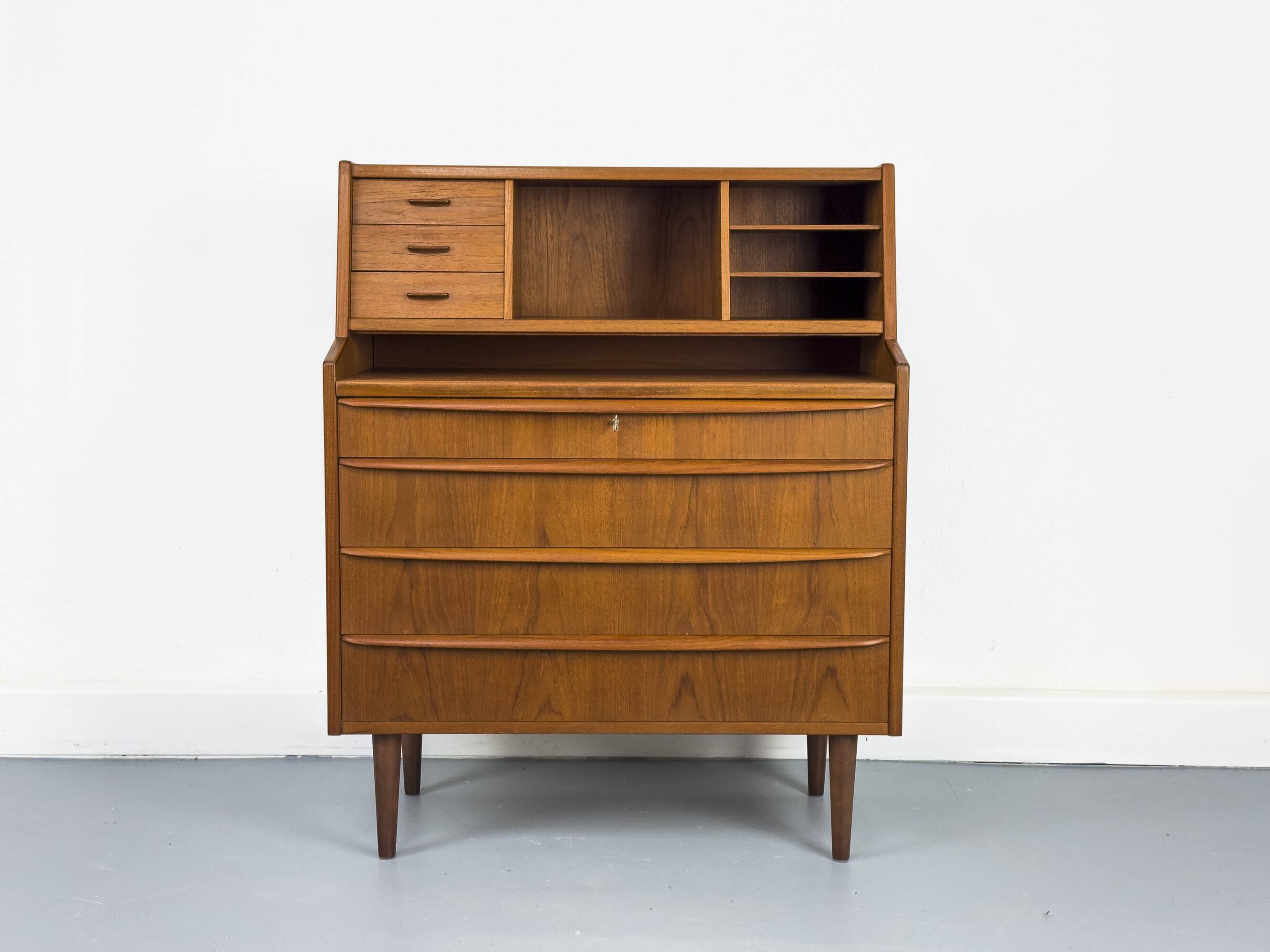 Secrétaire en teck de Chr. Møller, années 1960