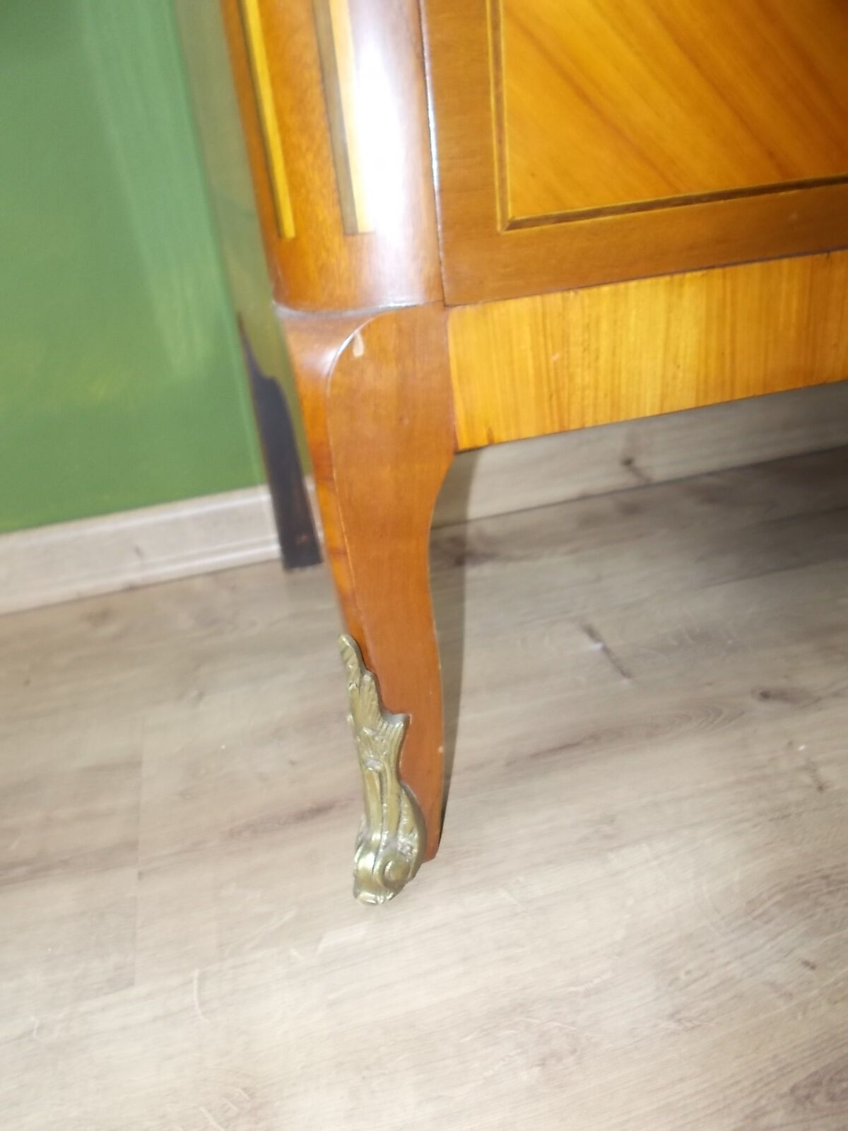 Louis XV style marquetry chest of drawers