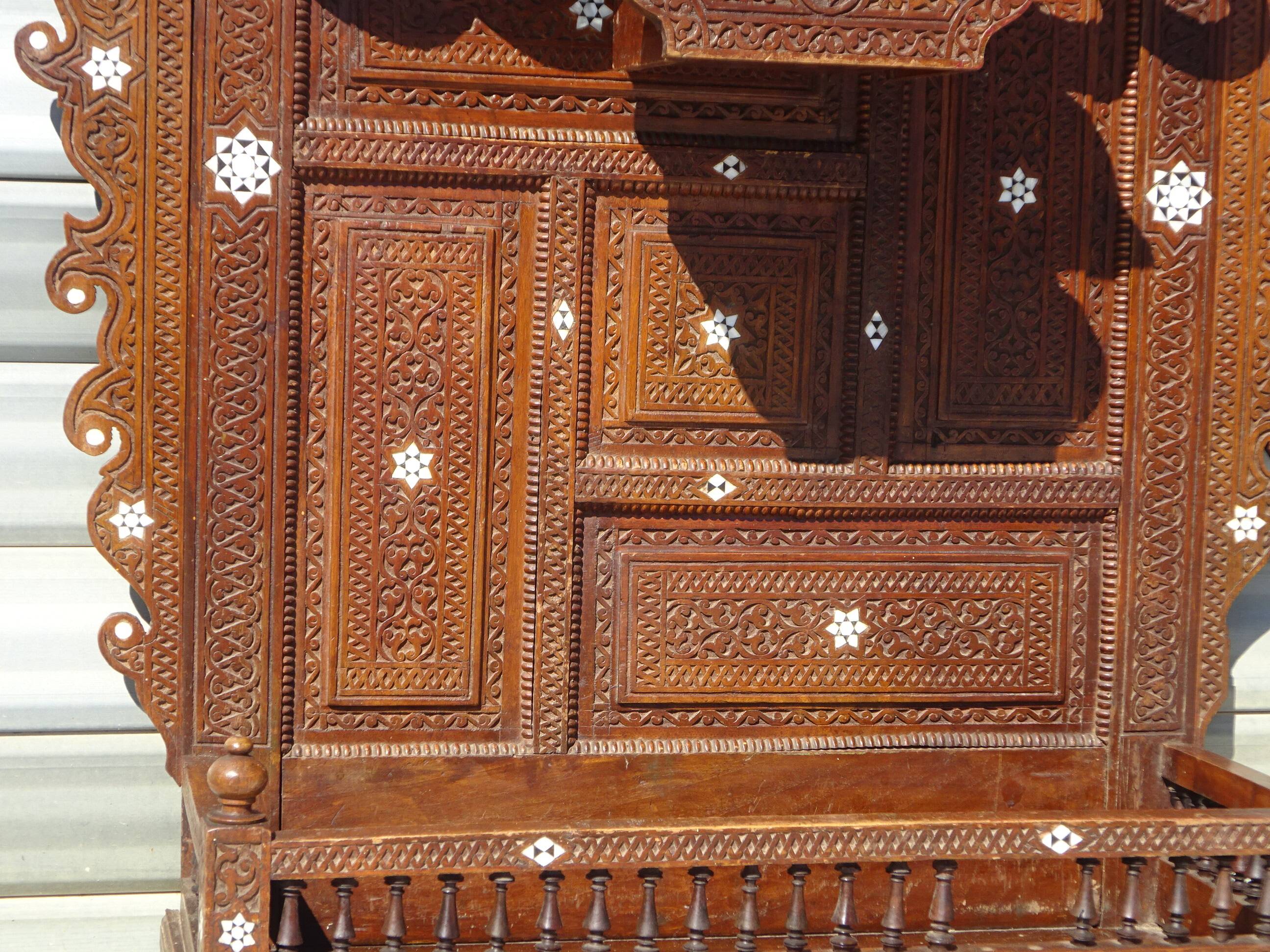 Damascus wood coat rack