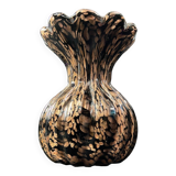 Vase signed in Murano Venice crystal with gold inclusion on a black background