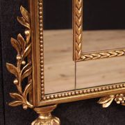 Miroir de style Louis XVI du XXe siècle
