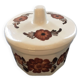 Beige butter dish with floral decoration