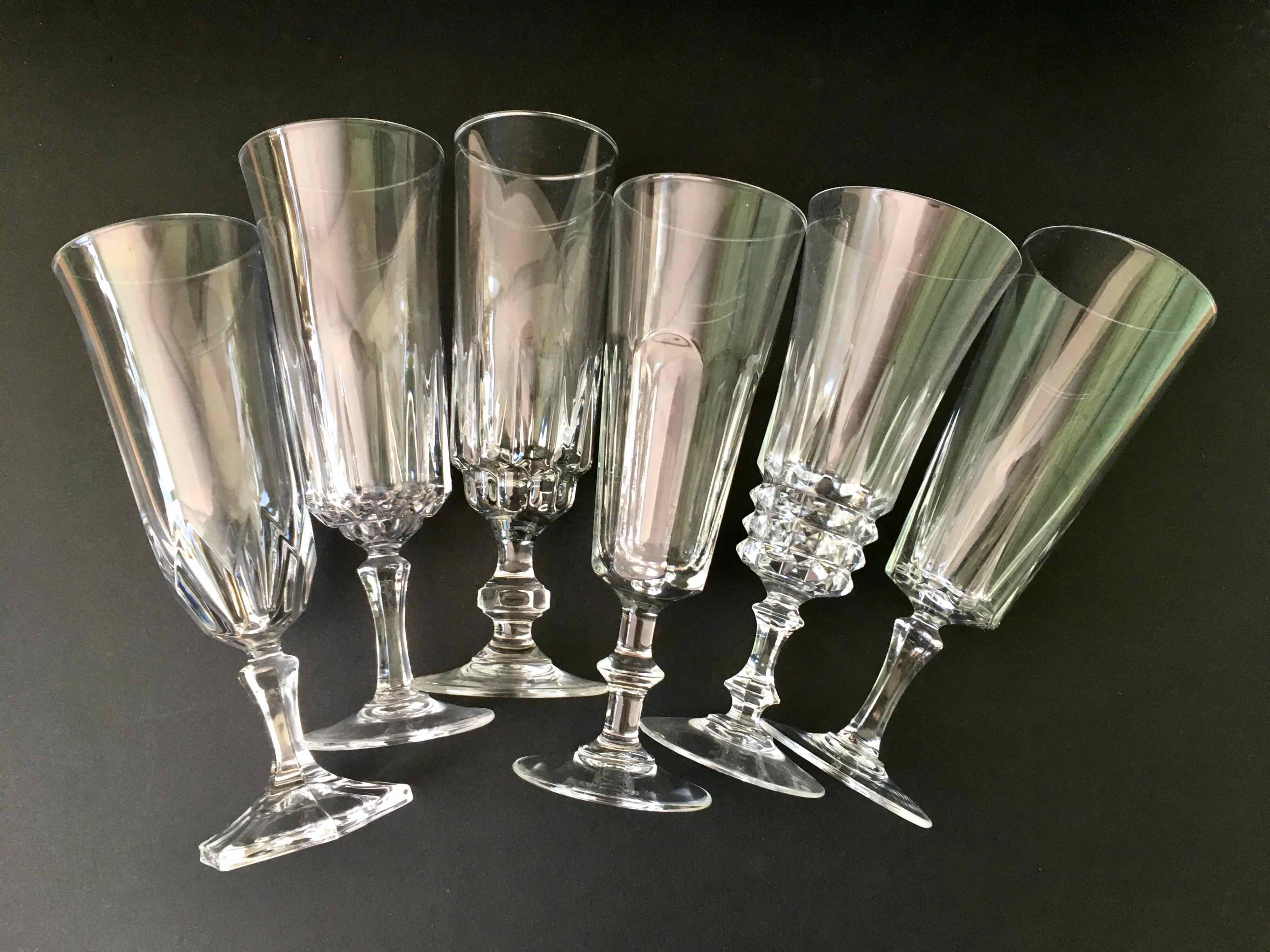 6 dissimilar champagne flutes