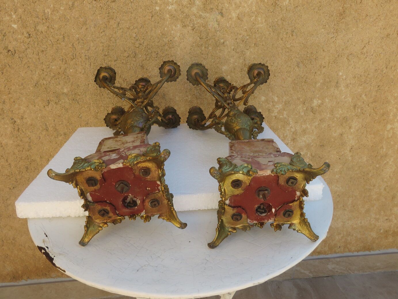 Pair candlesticks