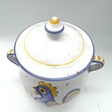 Pot couvert en faïence décor rustique – motif coq – XXe siècle