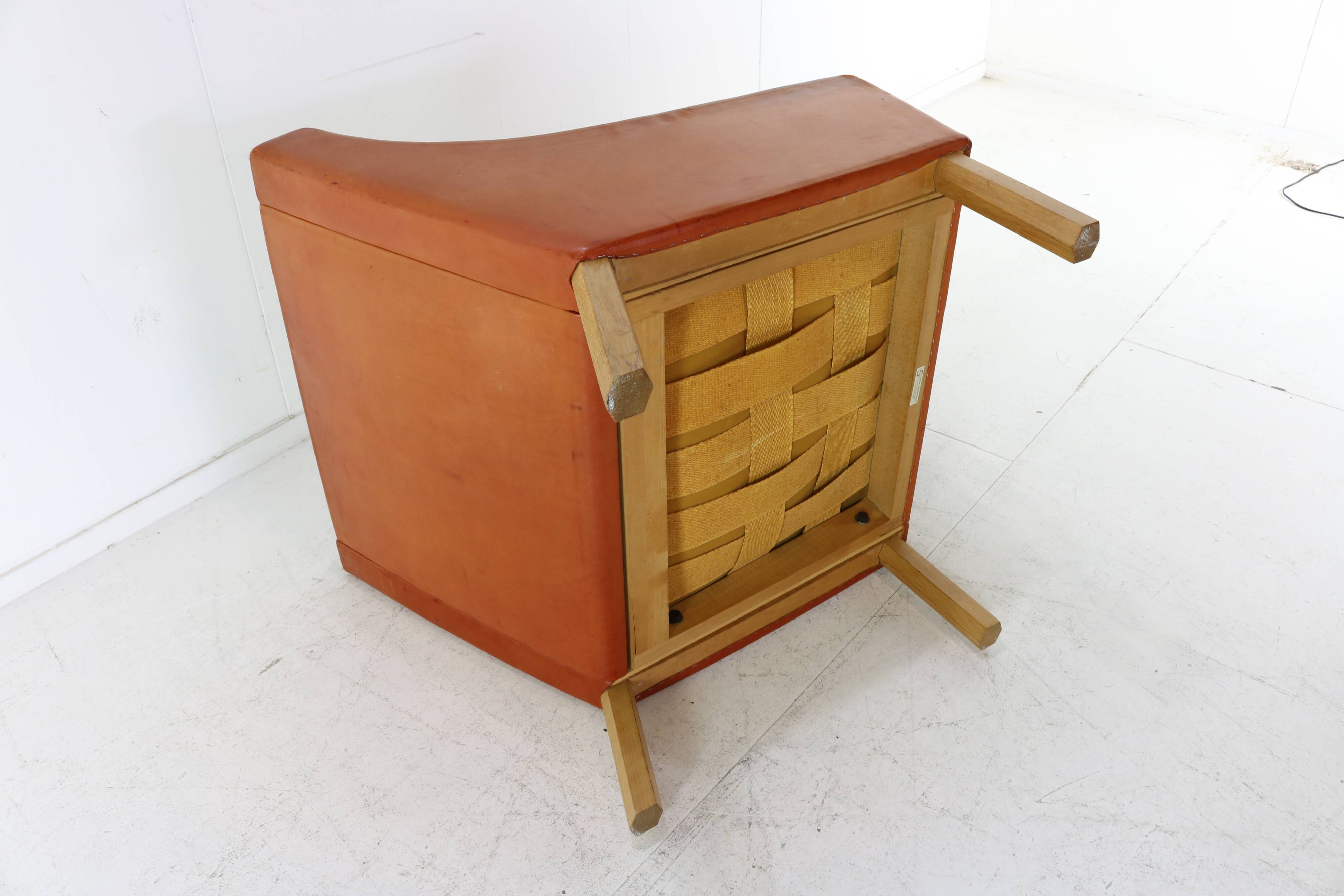 Danish design arm chair by Erik Ole Jørgensen for Selectform Denmark