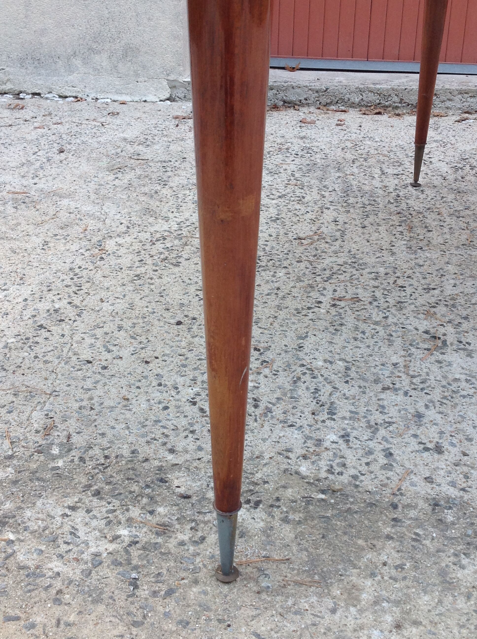 Rectangular marquetry table