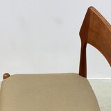 Chaises de salle à manger en teck de Midi par Bernard Petersen années 1960