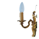 Louis XV bronze wall light with a flowing branch design and acanthus leaf decoration.
