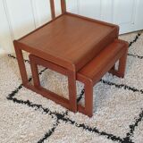Tables gigognes