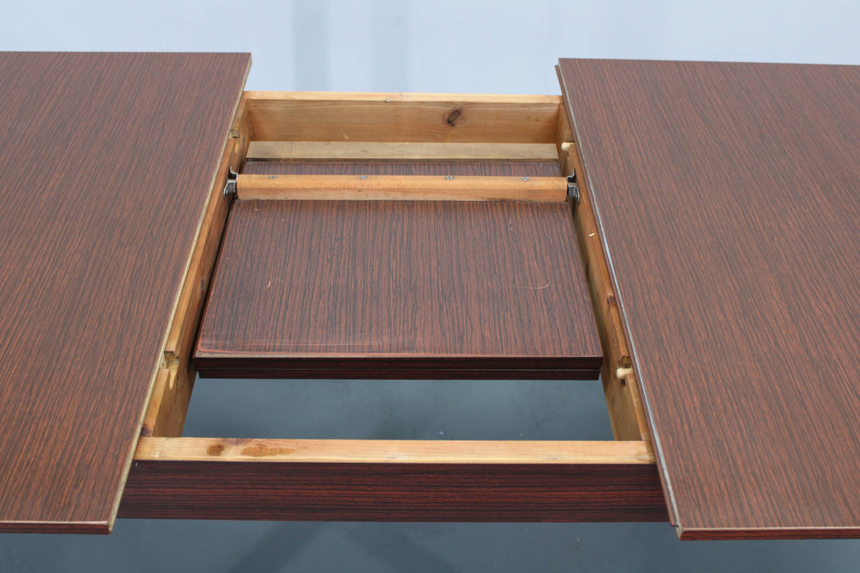 1970s Italian Extendable Dining Table