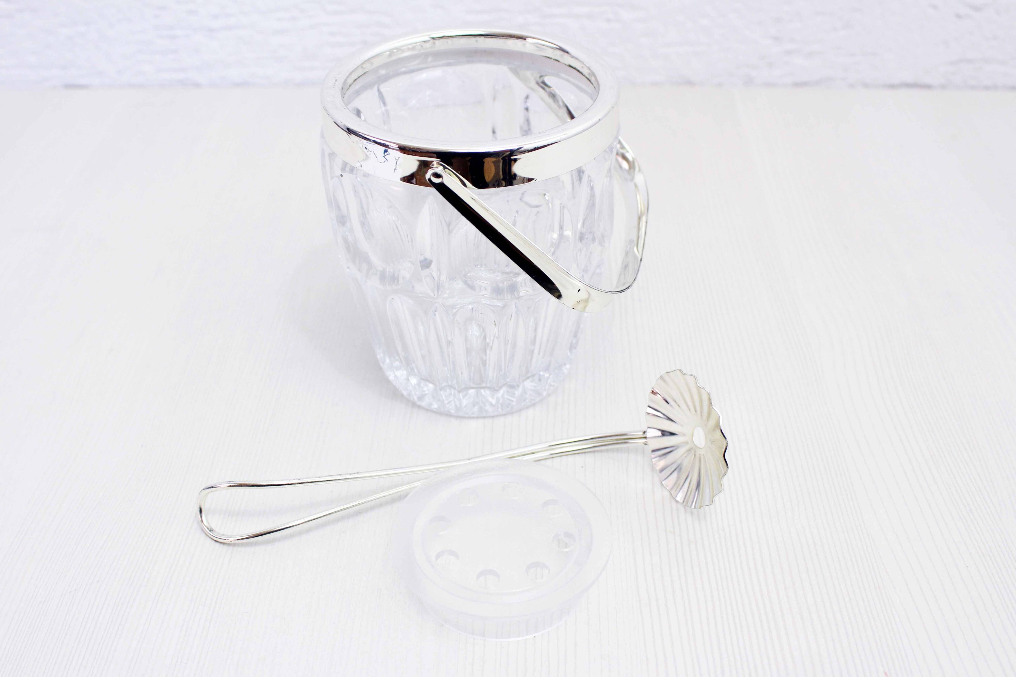 Glass ice bucket with spoon 1970