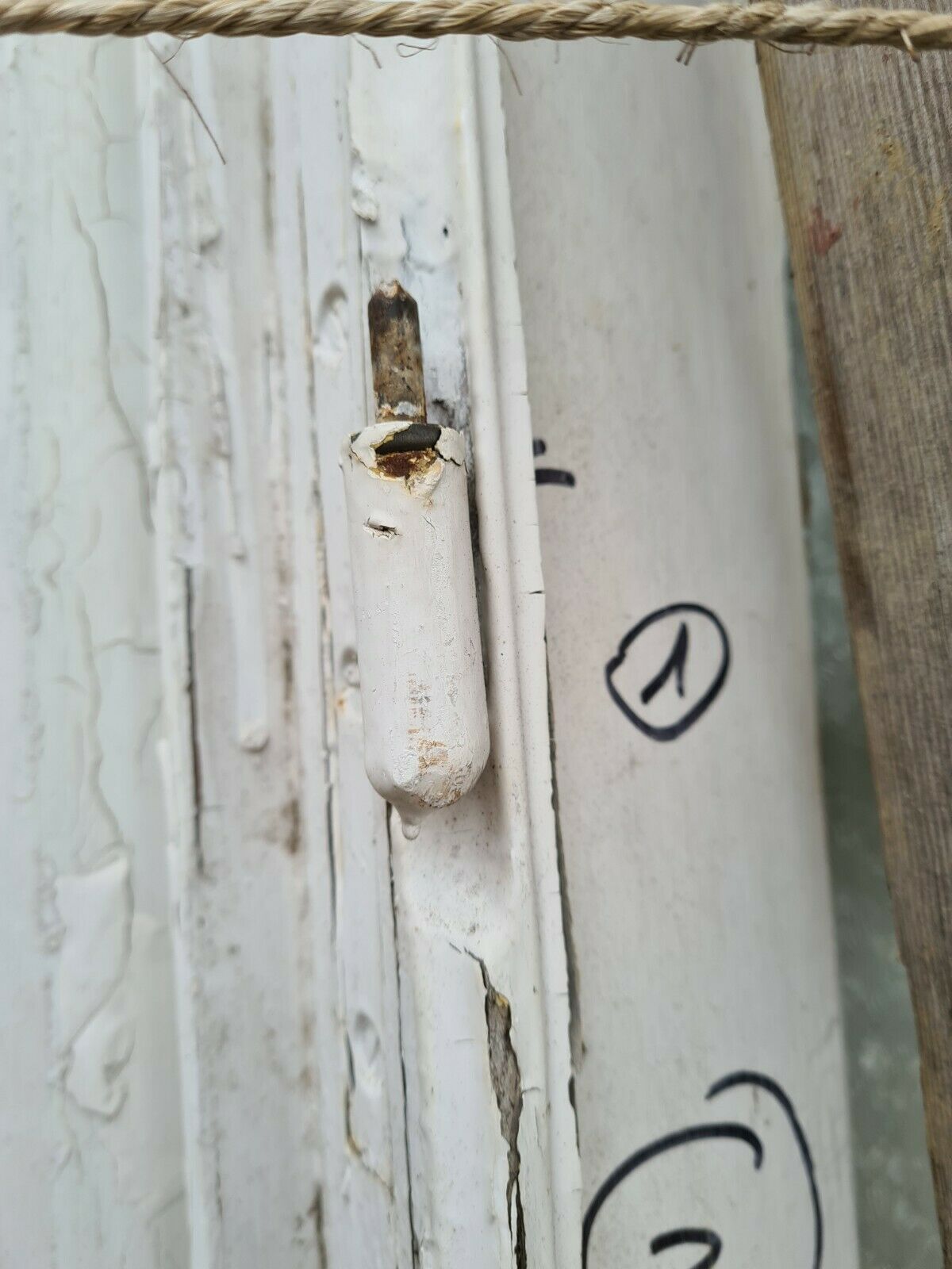 Glass separation doors