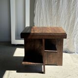 Table d'appoint carrée piètement quadripode à entretoise de style moderniste