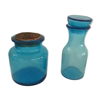 Pack of two assorted blue jars