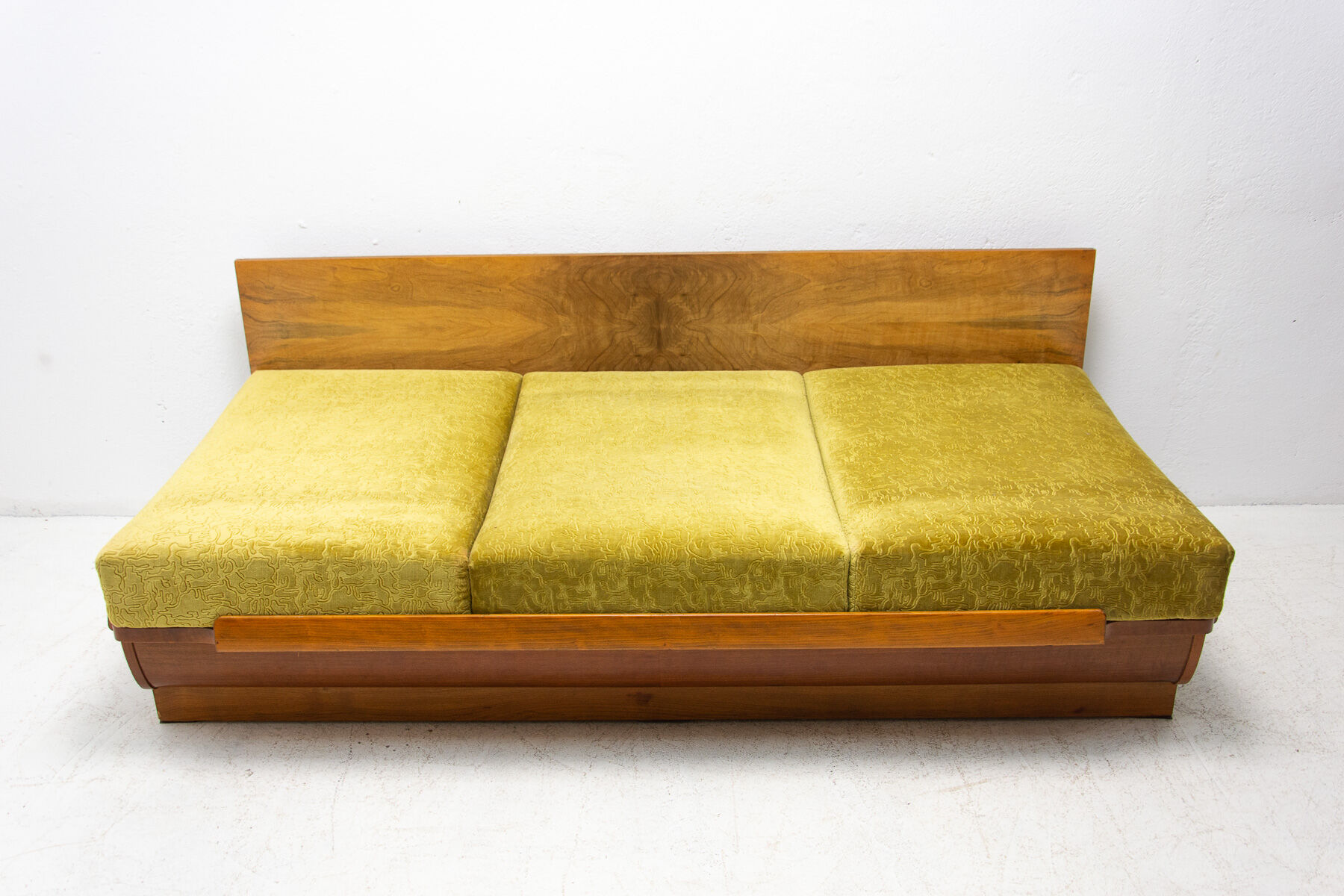 mid century sofabed in walnut by jindrich halabala for up zavody, 1950´s