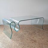 Coffee table with magazine rack and tempered glass