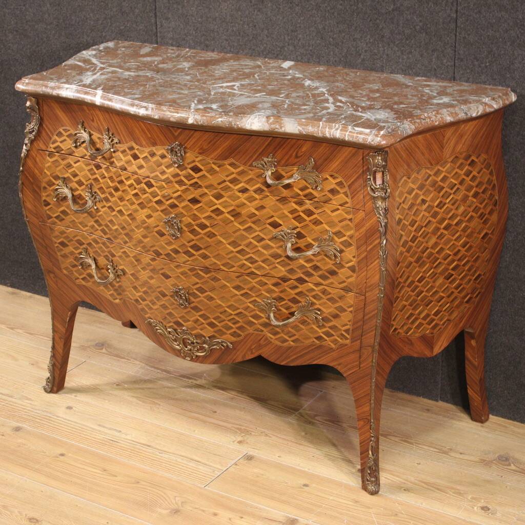 Commode de style Louis XV français du 20e siècle