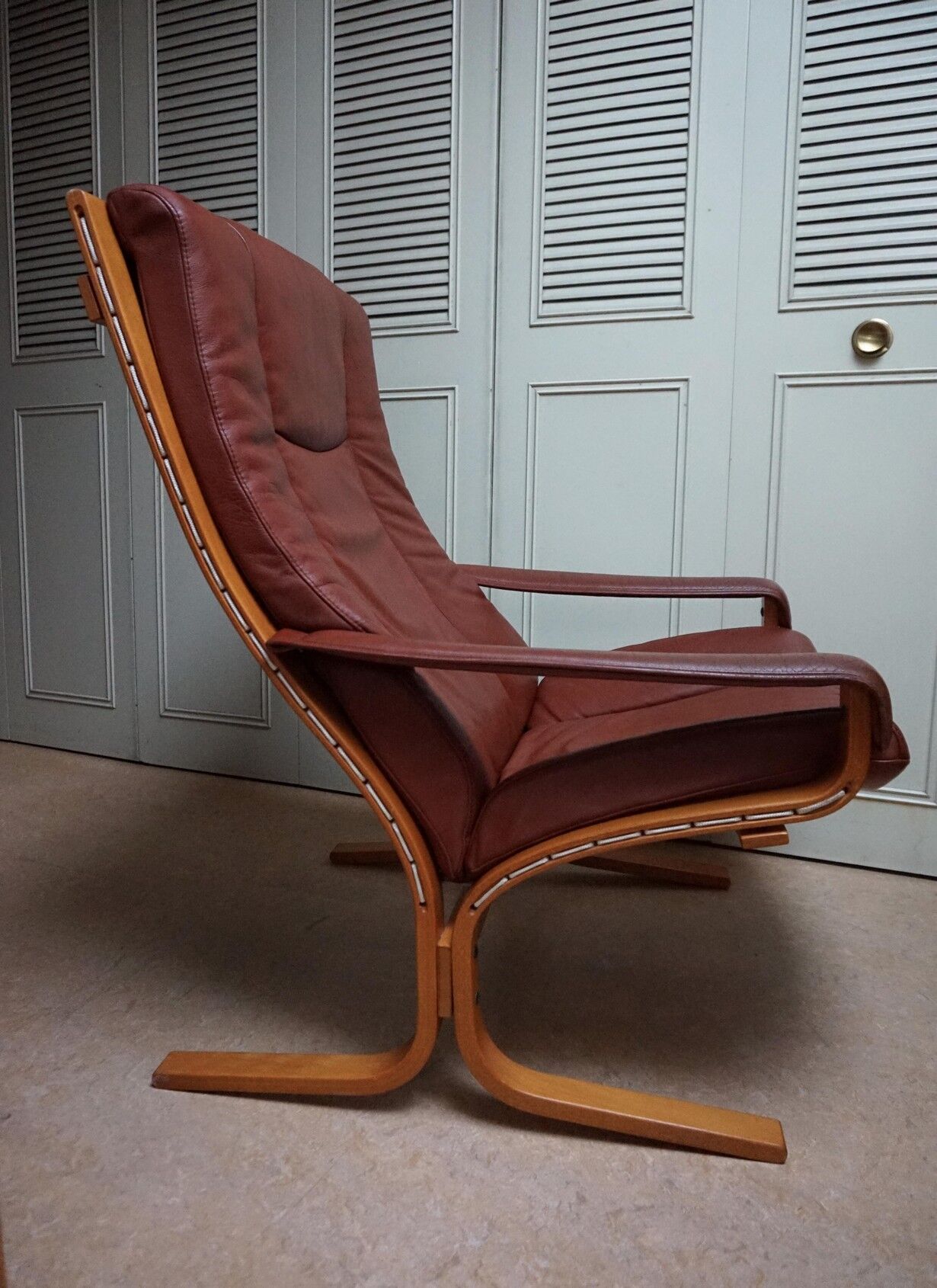 Fauteuil en cuir par Ingmar Relling pour Westnofa, Norvège, années 1970