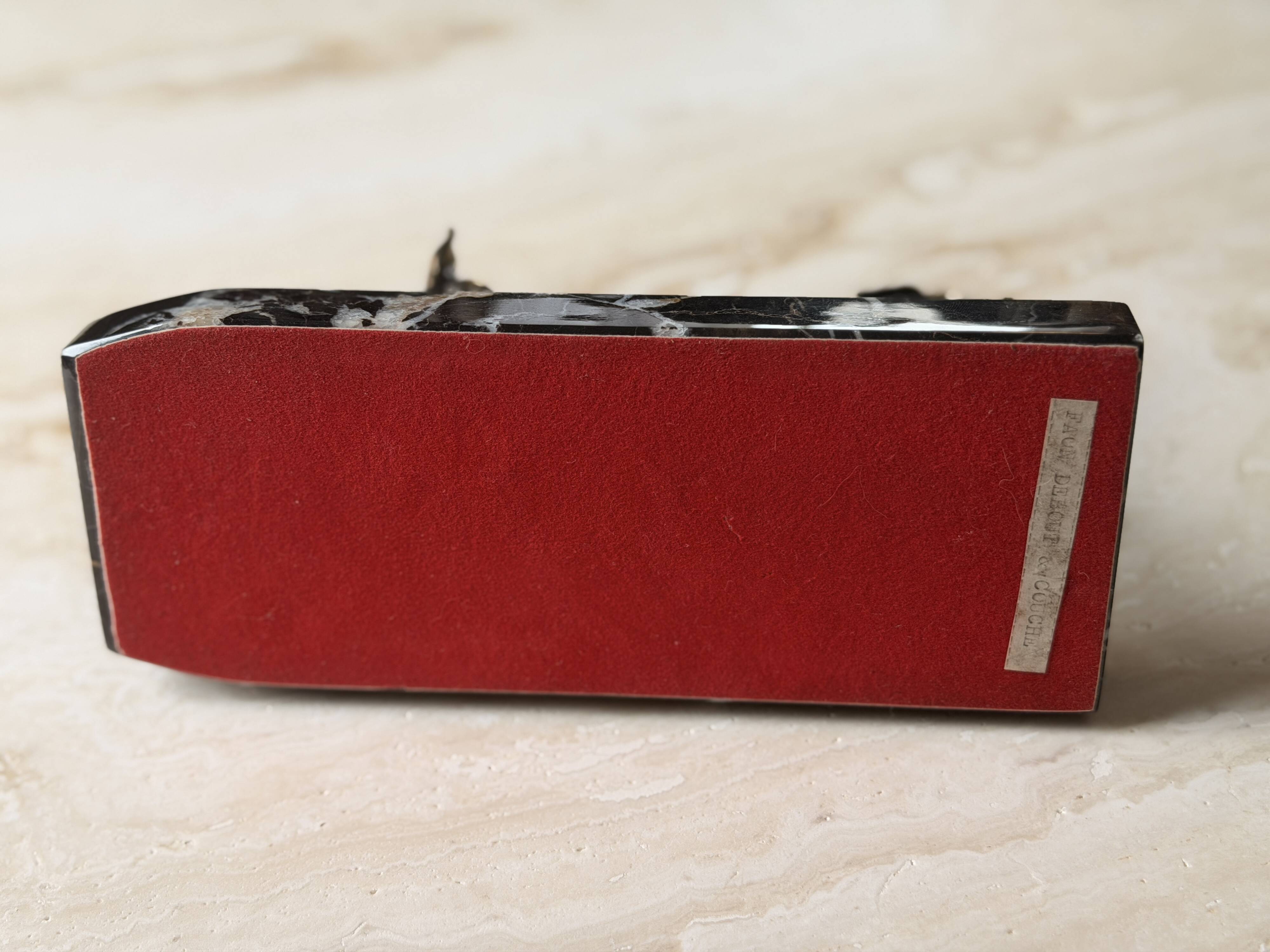 Art Deco bookends "Doe & Fawn" in black marble and gold metal
