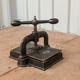 Presse Papier original vintage  Gabasson Paris