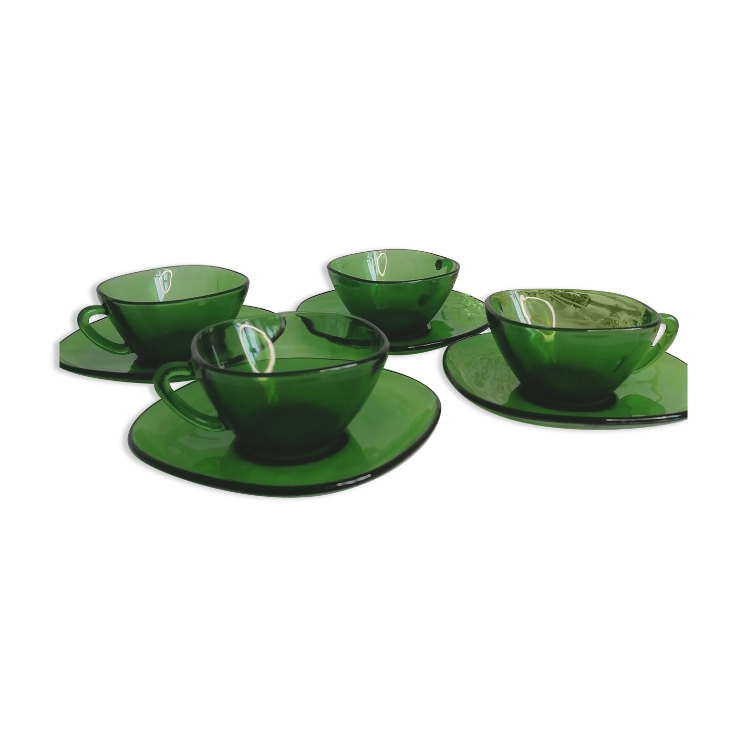 Ensemble de 4 tasses et sous tasses Vereco