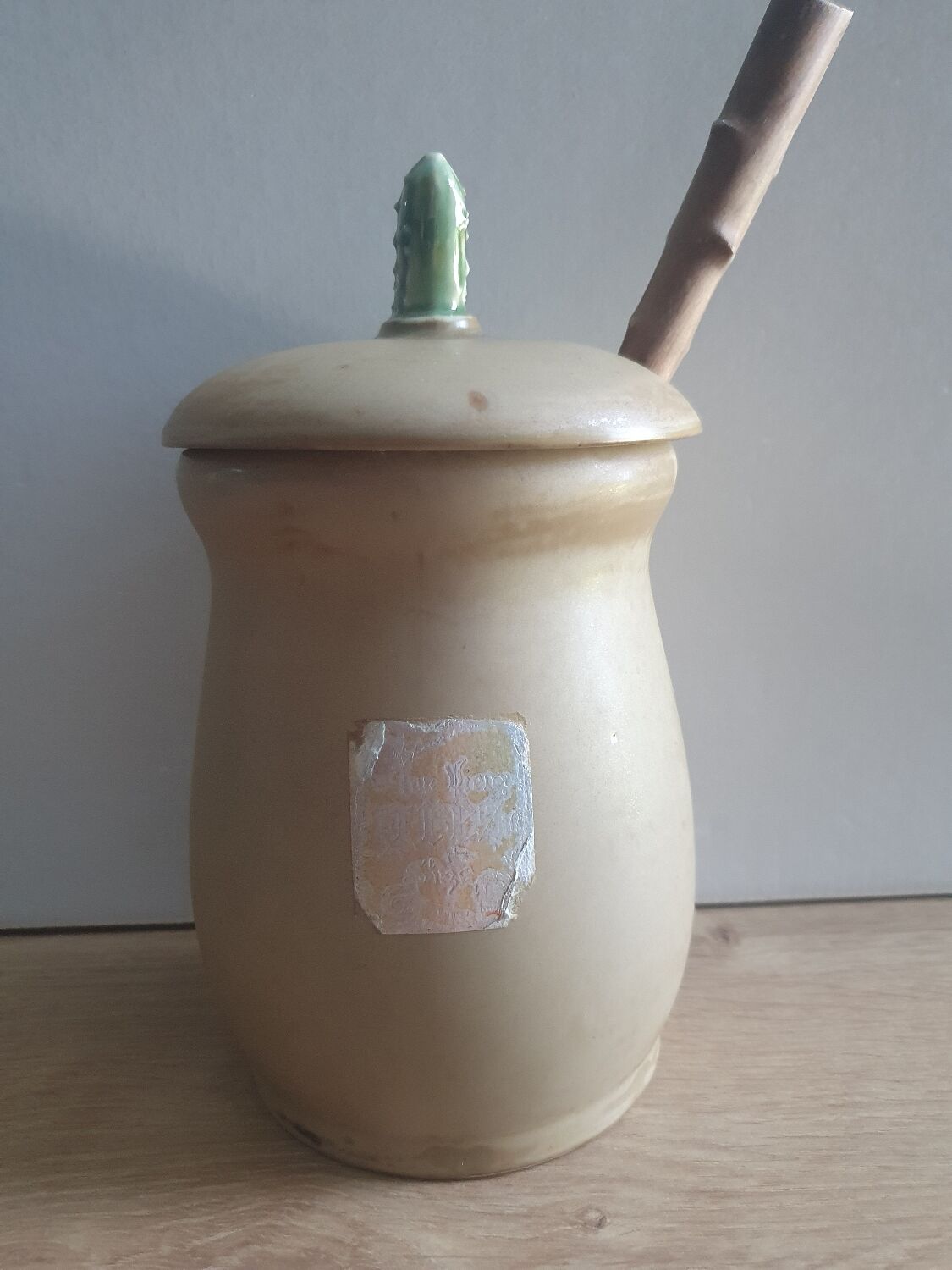 Sandstone pickle pot