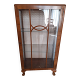 English style display case