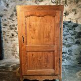 Armoire ancienne française en châtaignier – XVIIIe siècle