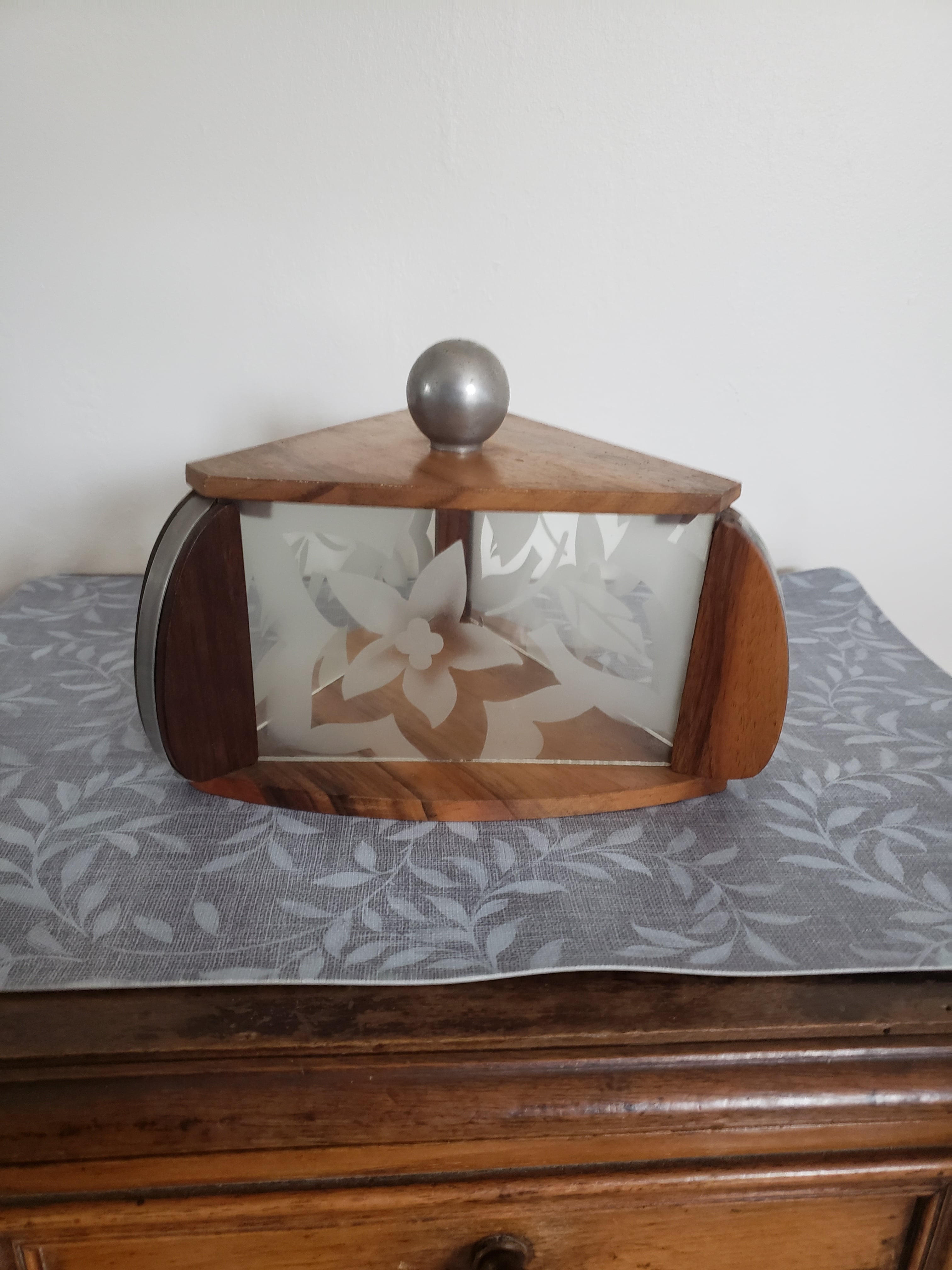 Vintage cookie box
