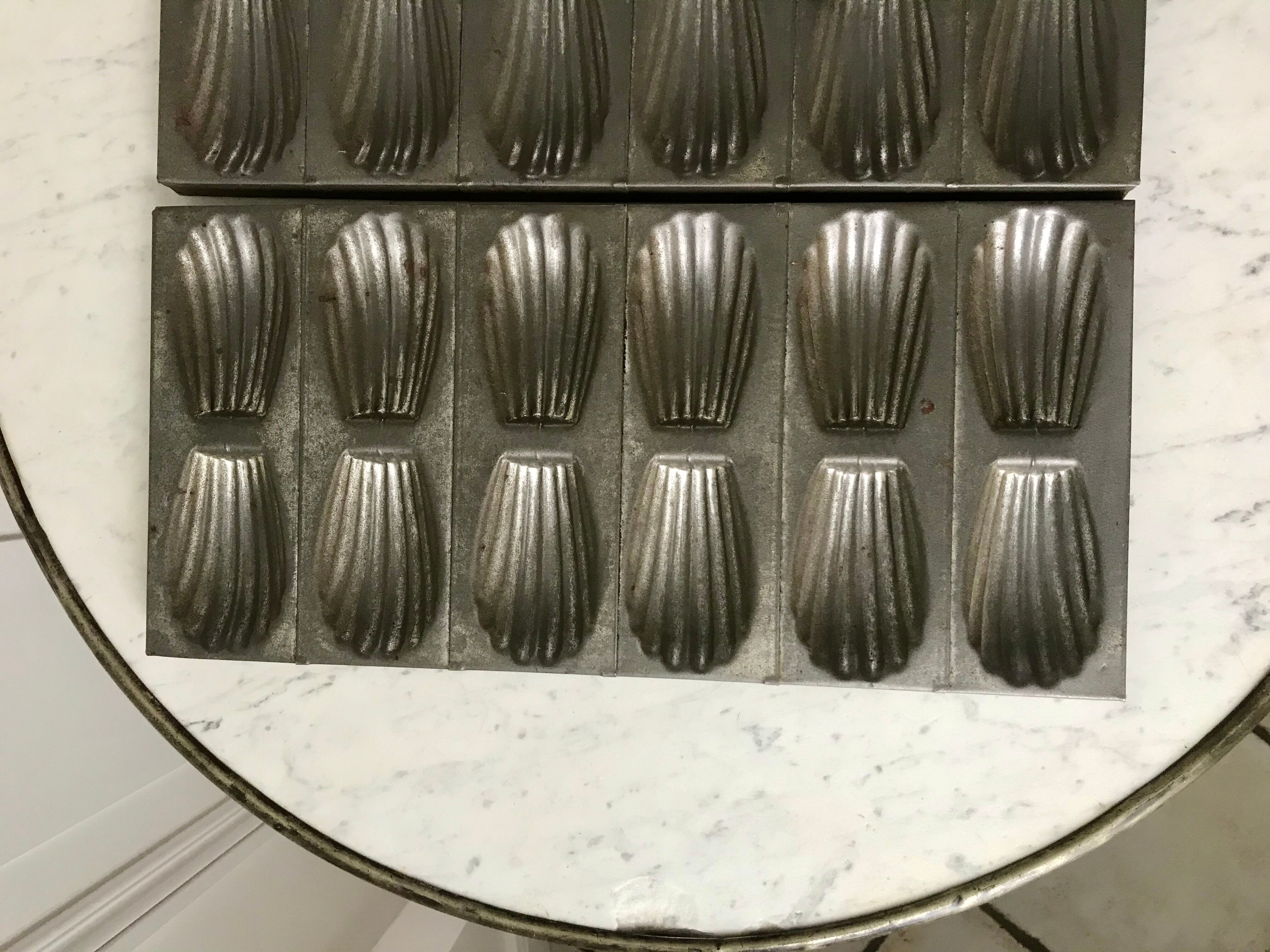 Duo de moules à madeleines anciens début xxème