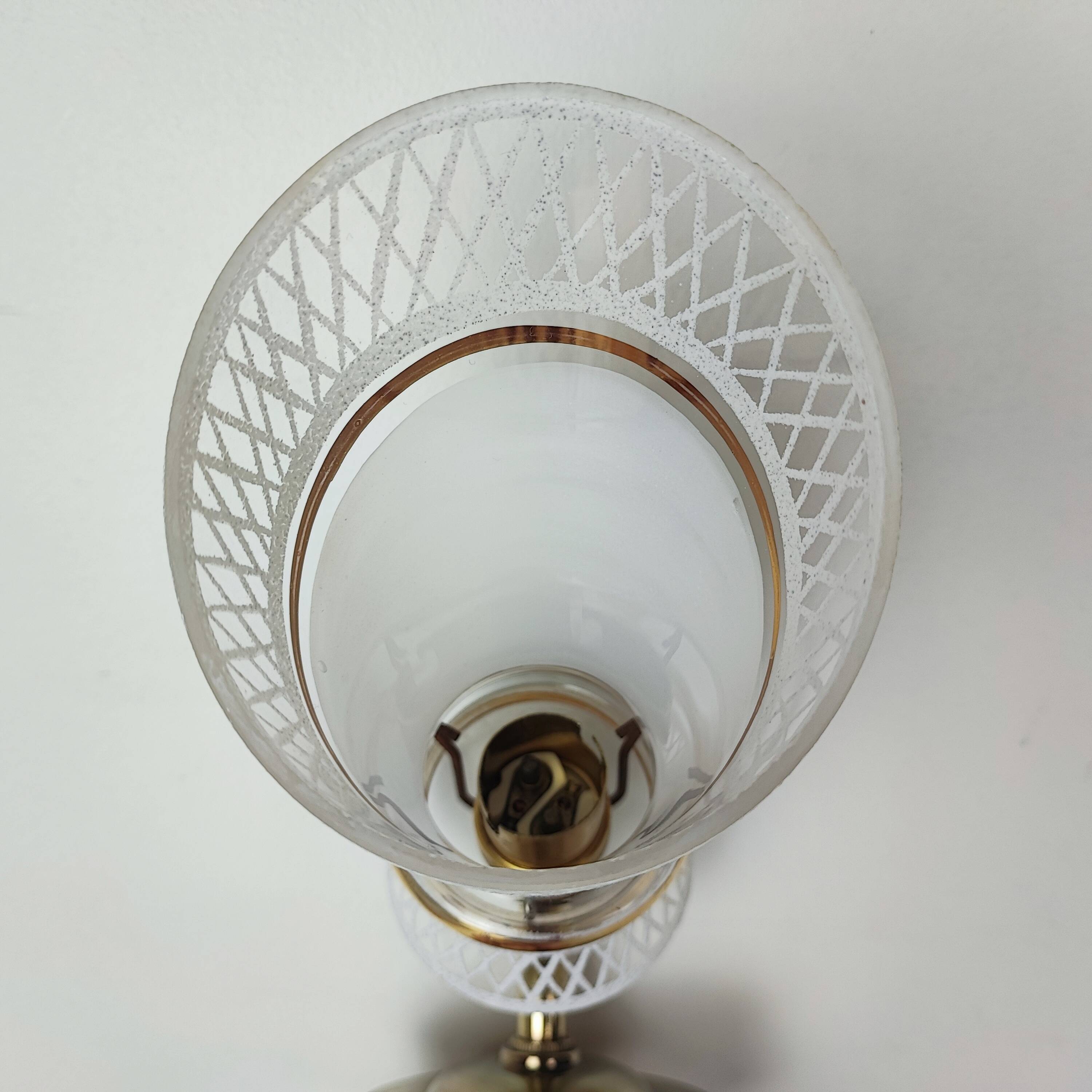 Pair of 50' wall lights