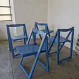 Set of 4 vintage folding chairs