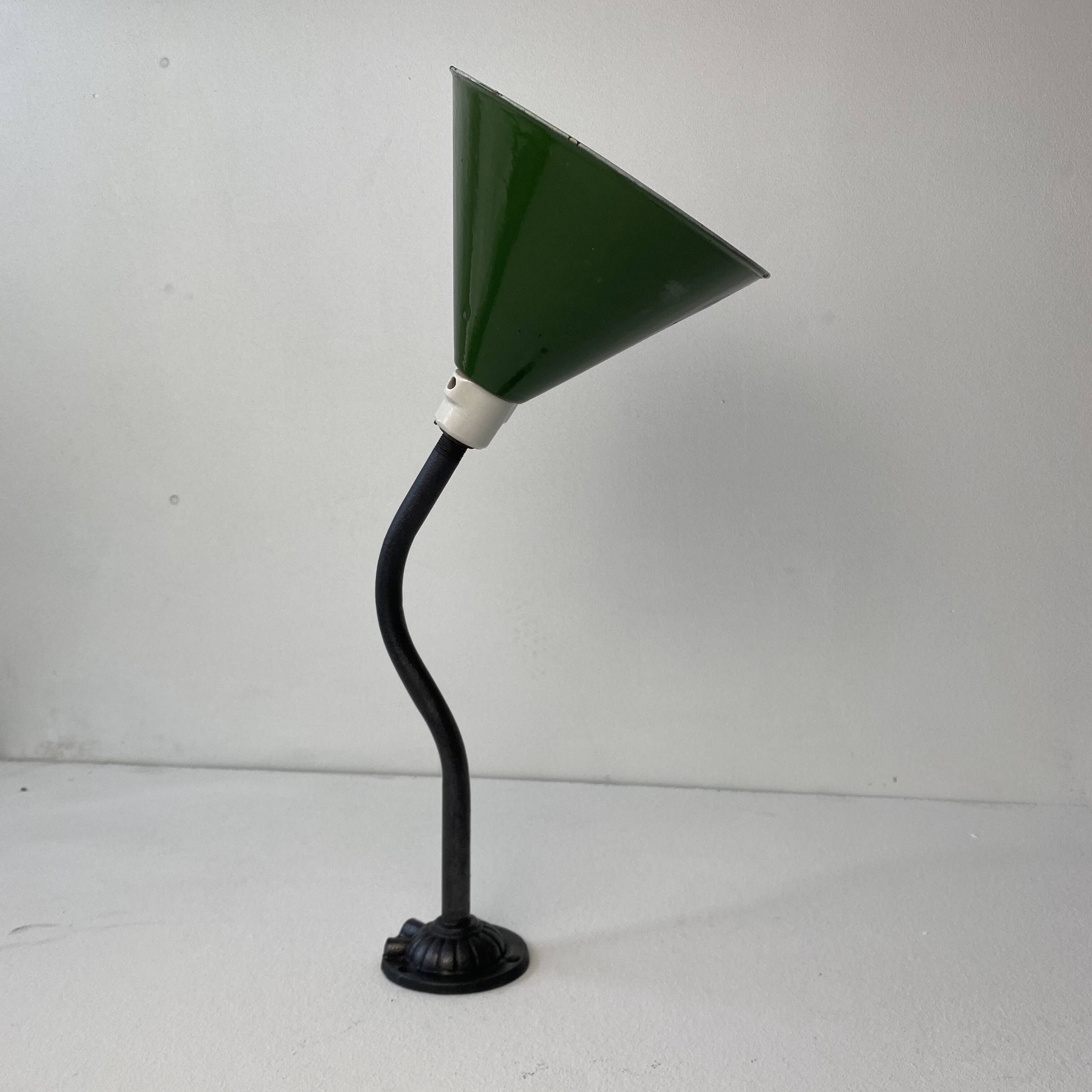 Ancienne petite applique col de cygne vintage