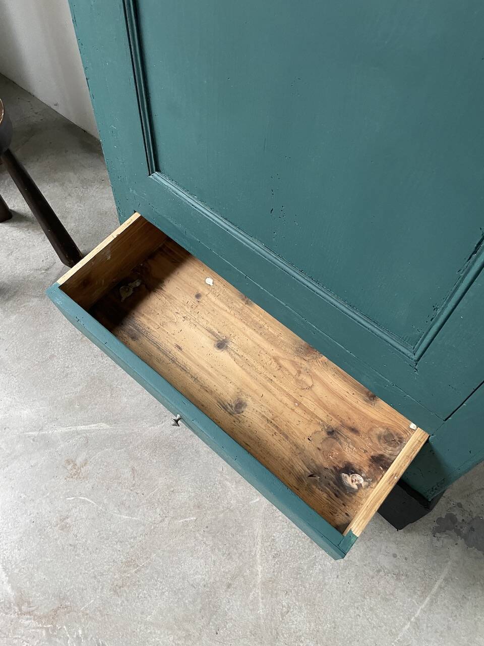Green hosiery cabinet