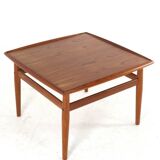 Grete Jalk for Glostrup coffee table danish design in teak