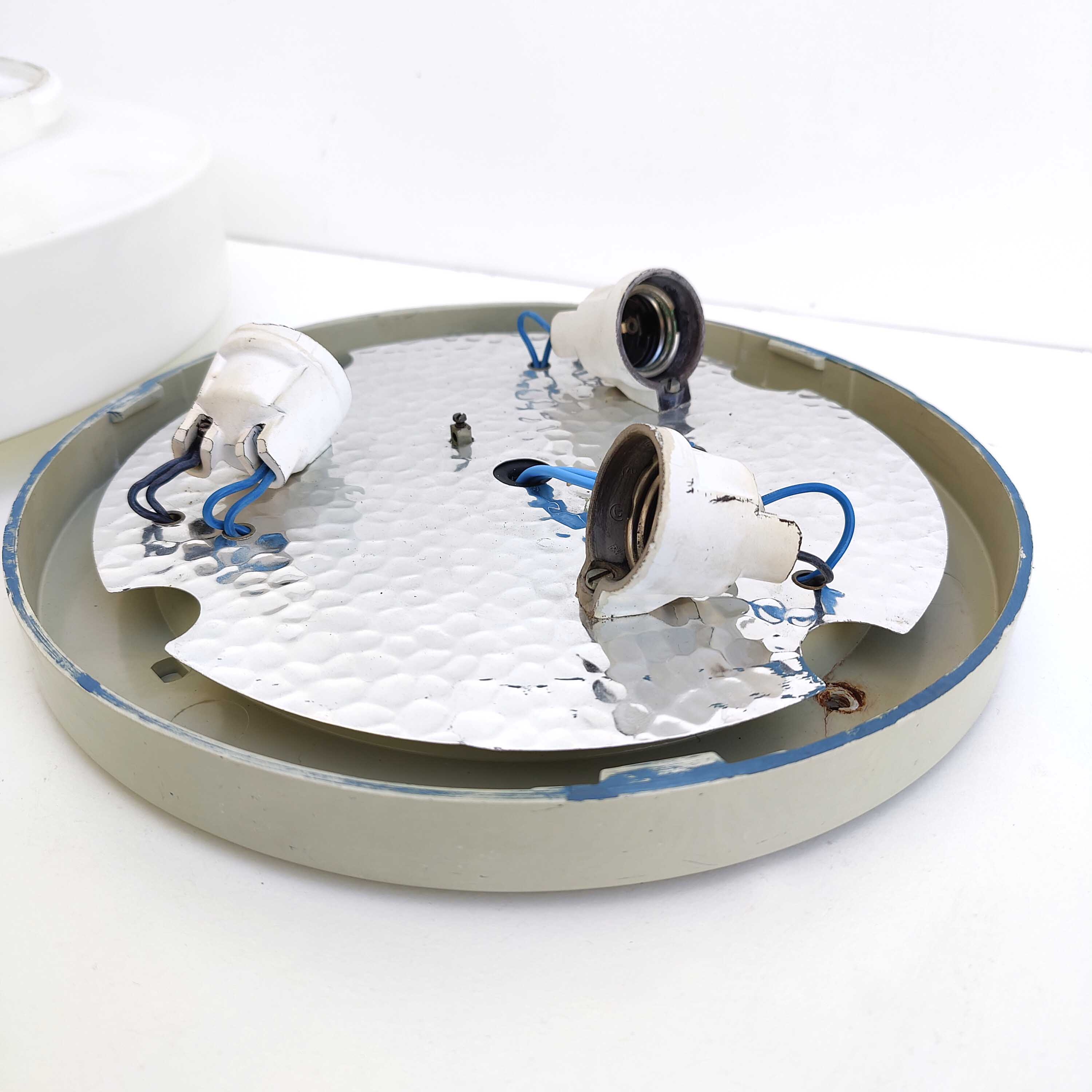 Ceiling lamp / wall lamp in opaline diameter 38cm.