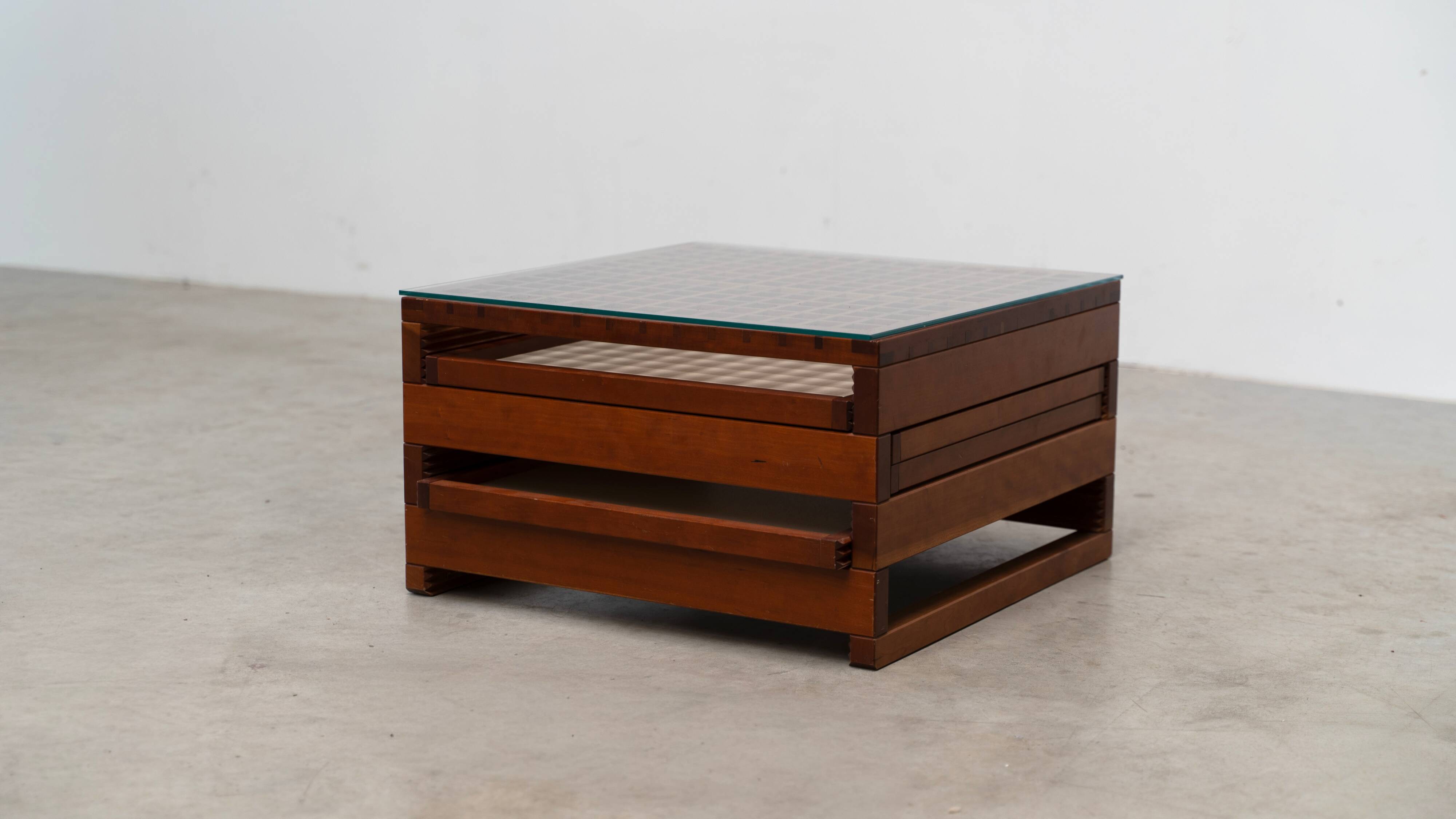 Table basse par Bernard Vuarnesson