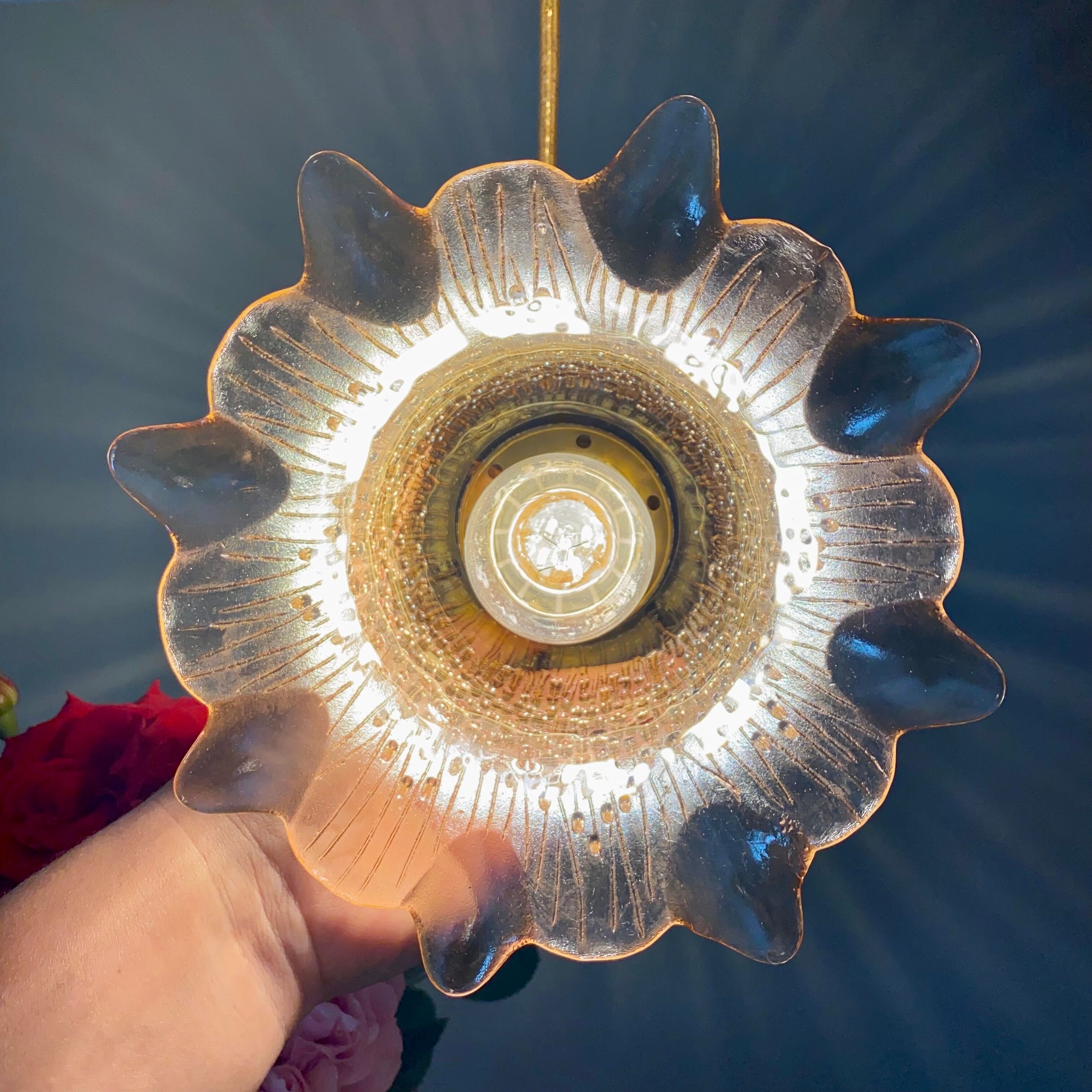 Vintage tulip ride in amber and pearlescent glass