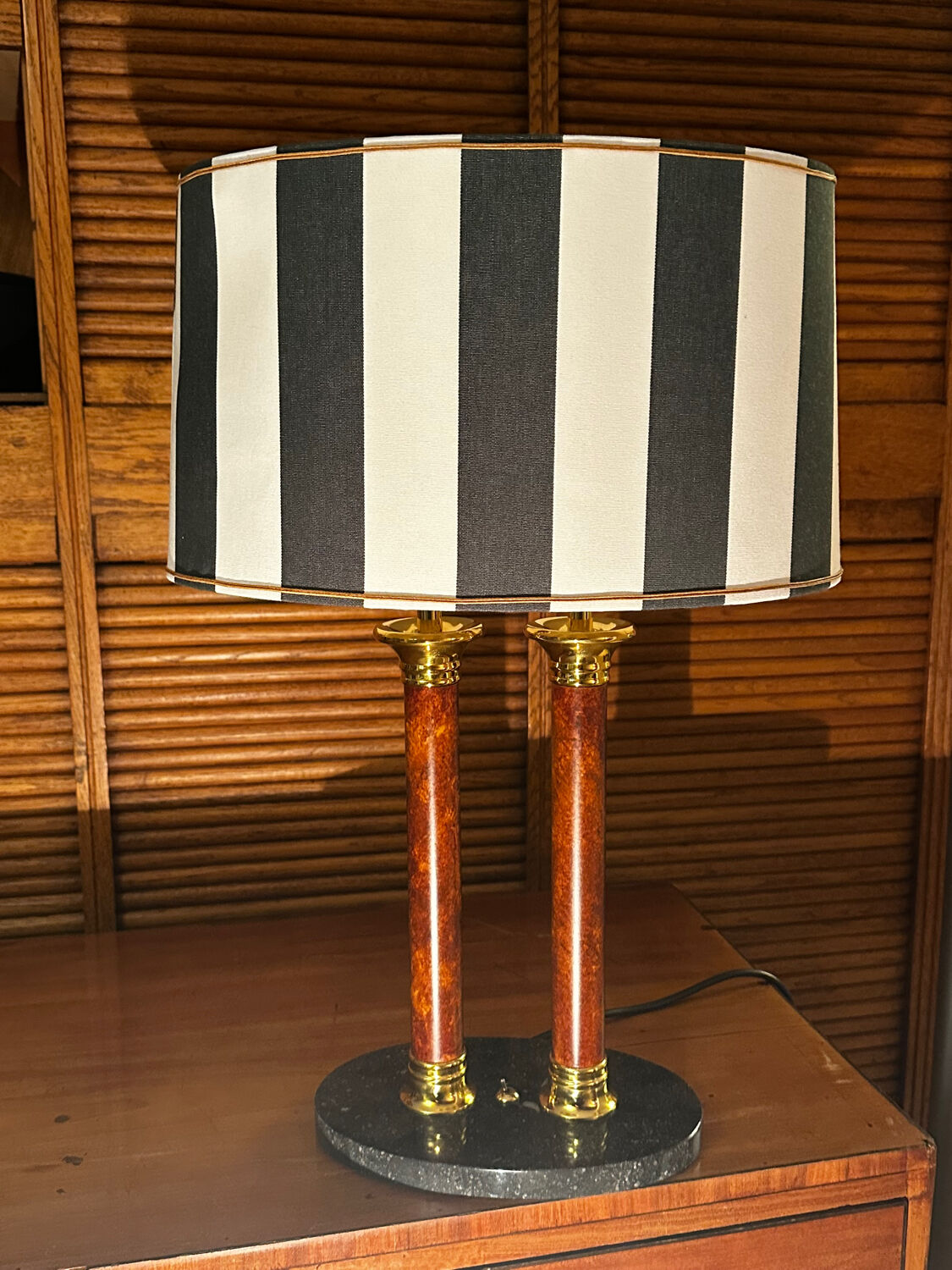 Deknudt Double Column Lamp – Wood, Brass, Marble – Restored