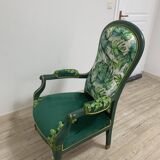 Louis XV armchair in embroidered velvet and jungle, renovated.