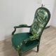 Fauteuil Louis XV en velours brodé et jungle, rénové
