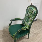 Louis XV armchair in embroidered velvet and jungle, renovated.