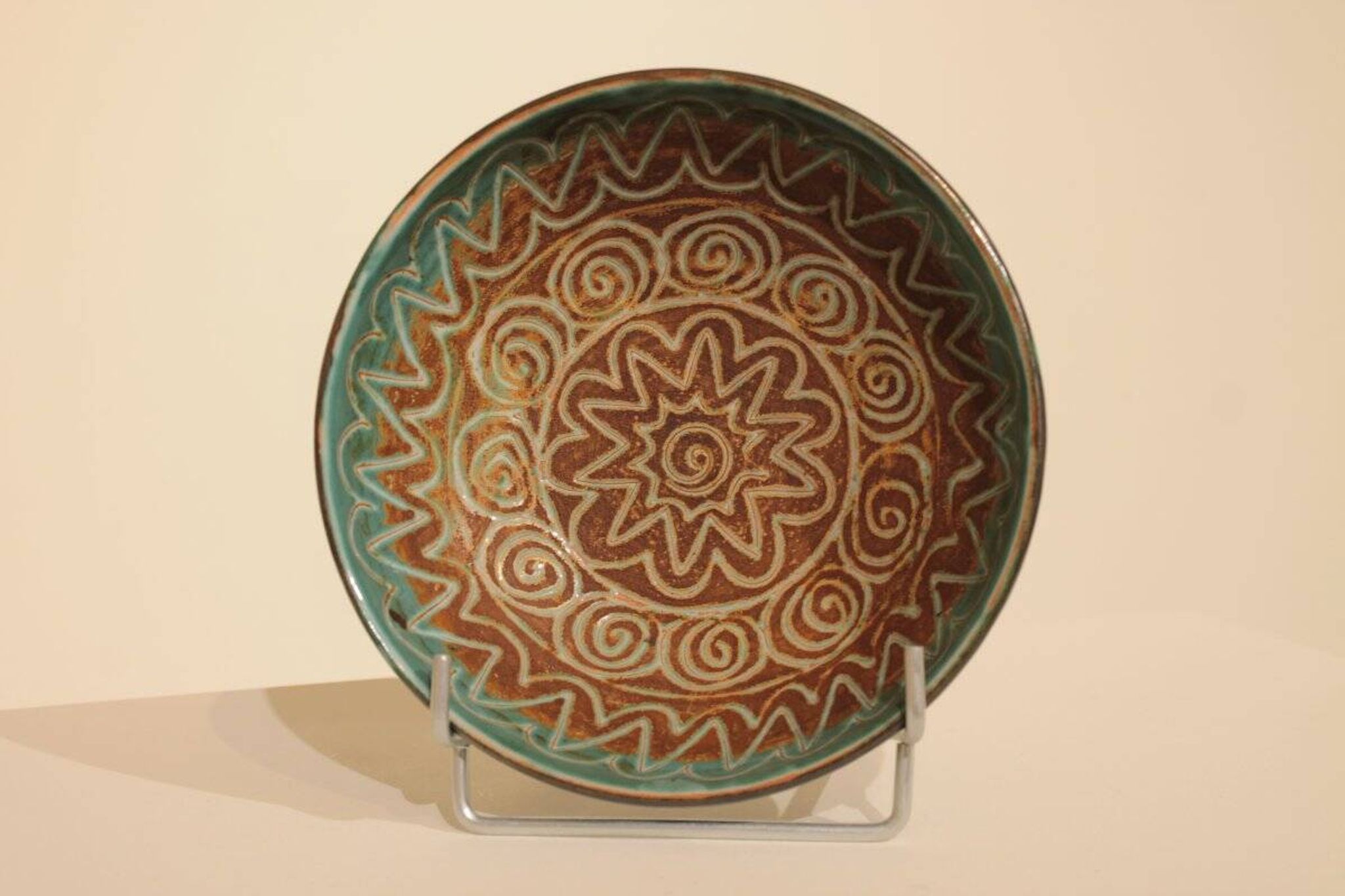 Cup with scarified decoration by Robert Picault, Vallauris