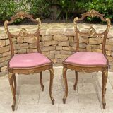 Paire de chaises en acajou style Louis XV