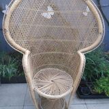 Paire de fauteuils Emmanuelle